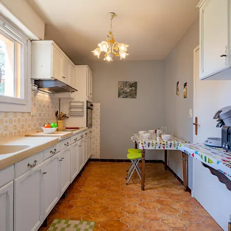 Apartment Les Mimosas-3 By Interhome